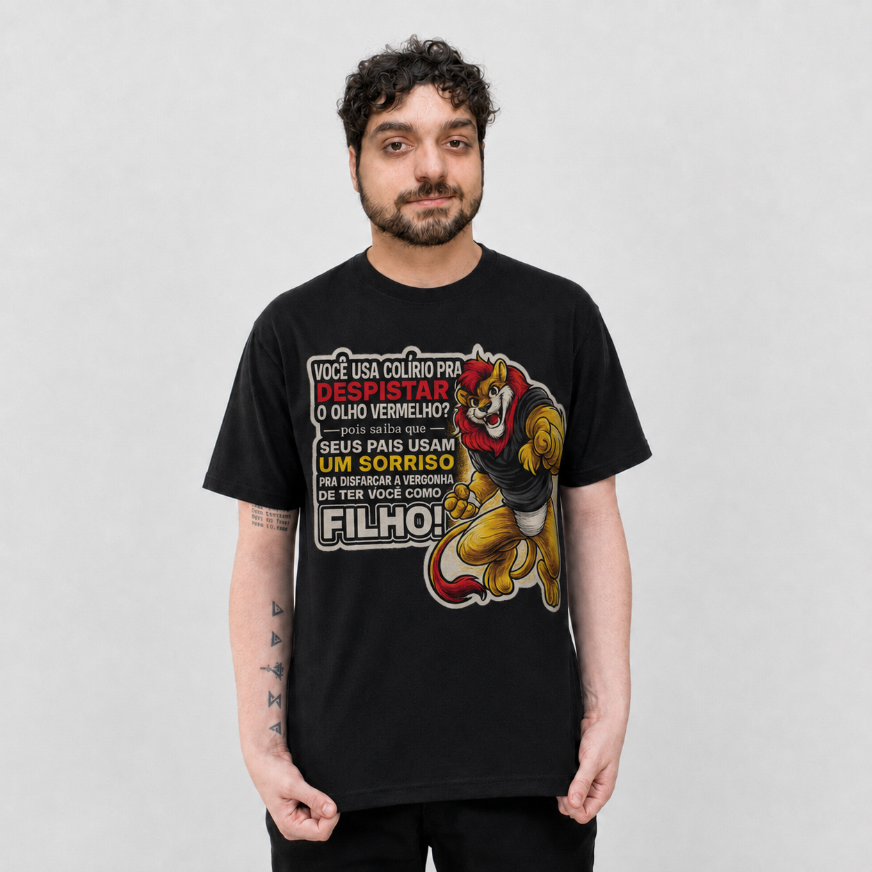 Camiseta Static Room, modelo Monark